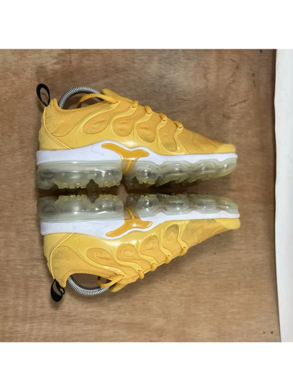 Nike Air VaporMax Plus 'Go The Extra Smile' Women Size 8 Yellow Shoes DO5874-700